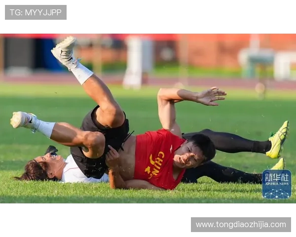 南京飞盘队荣登全国飞盘状态排行榜第二名展现强劲实力与团队精神 南京飞盘队荣登全国飞盘状态排行榜第二名展现强劲实力与团队精神