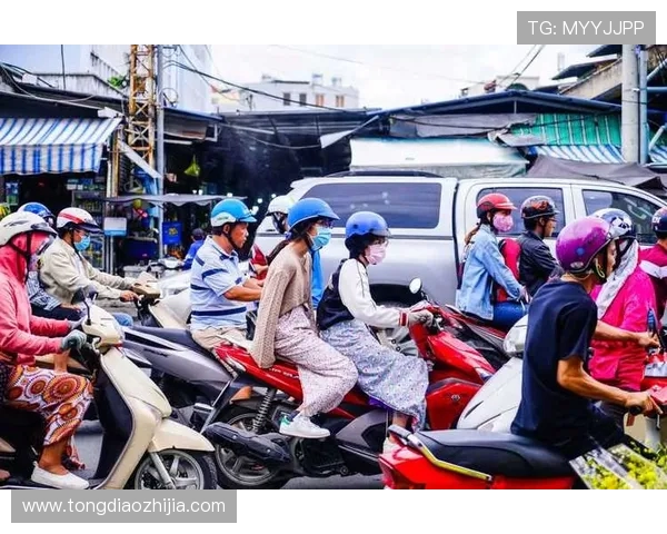 岘港与西贡足球友谊赛精彩对决展现两地球队风采与团结精神